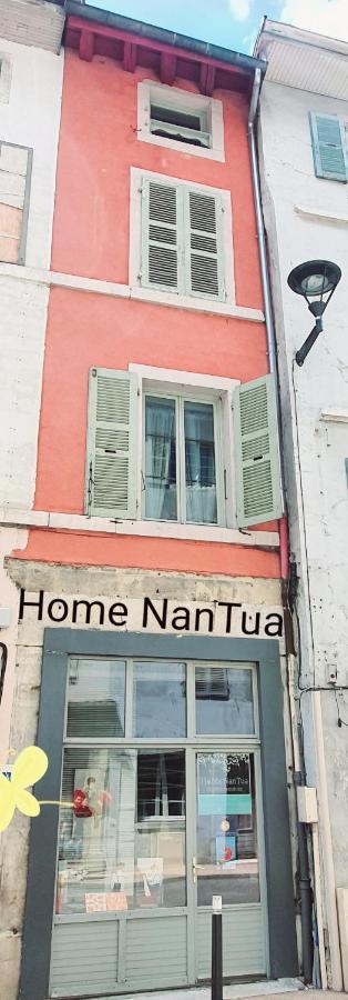 Home Nantua Studio Meubles Ain-Jura Экстерьер фото