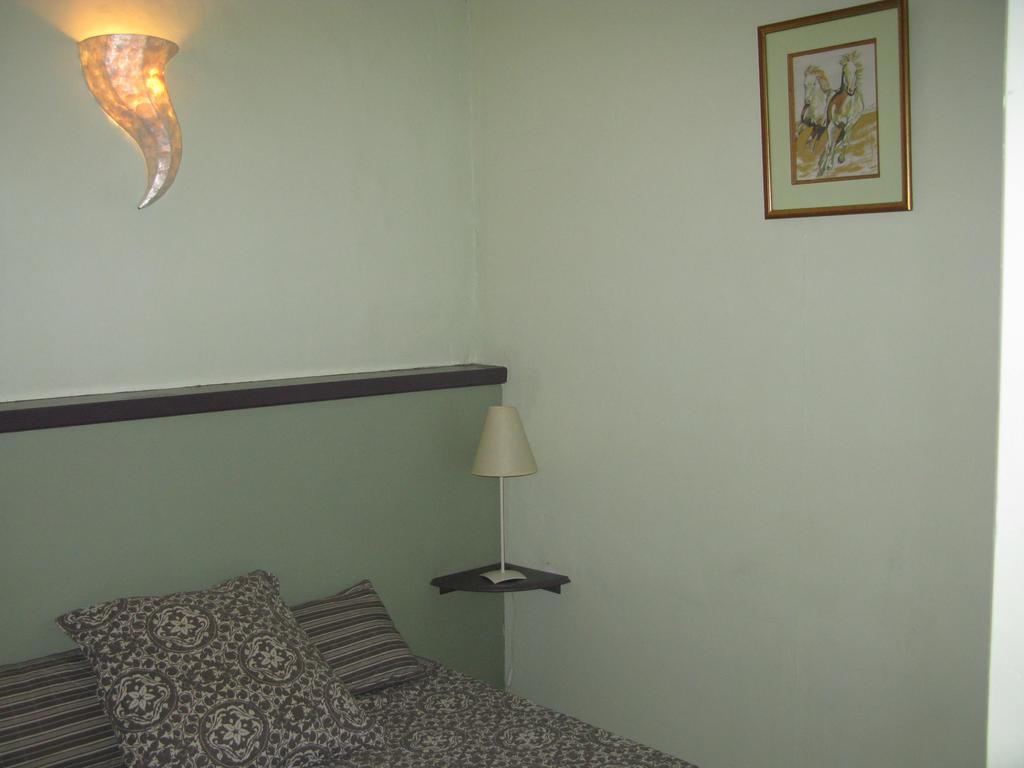 Home Nantua Studio Meubles Ain-Jura Экстерьер фото